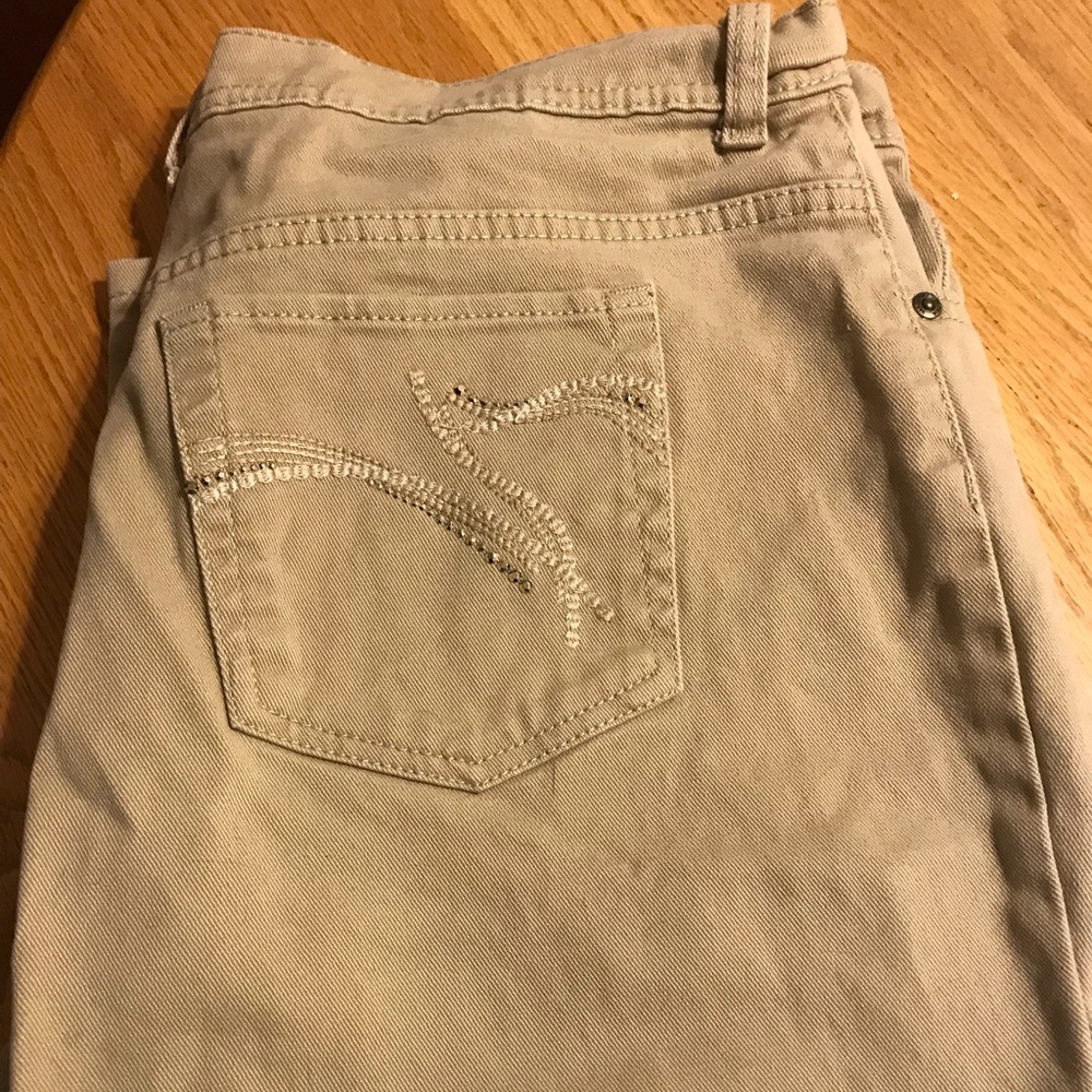 EUC Gloria Vanderbilt Khaki Jeans sz 16 reg